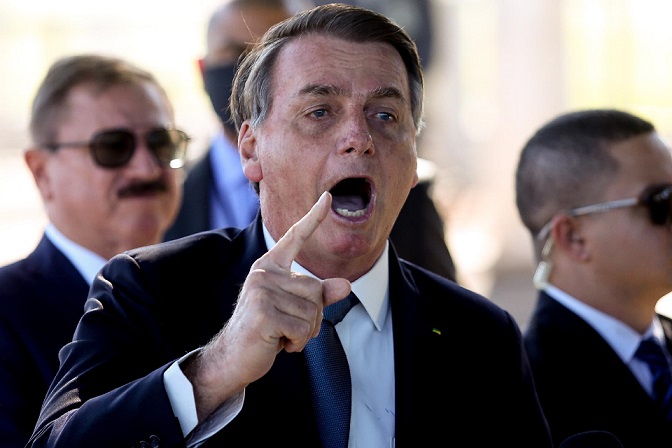 Bolsonaro ofende imprensa