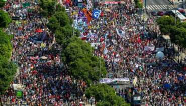 PSDB adere a manifestação contra Bolsonaro