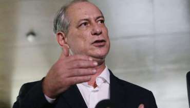 Ciro Gomes denuncia fake patrocinada