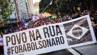 Esquerda e centrais sindicais aderem em peso ao ato