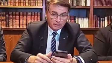 TSE avalia deixar Bolsonaro inelegível