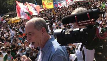 Ciro Gomes convoca PT para aderir aos atos contra Bolsonaro