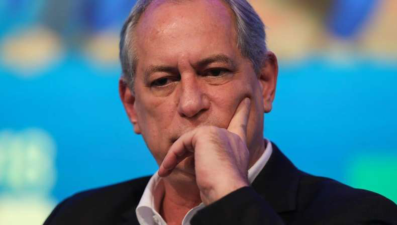 Ciro Gomes diz que Bolsonaro quer produzir cadáveres