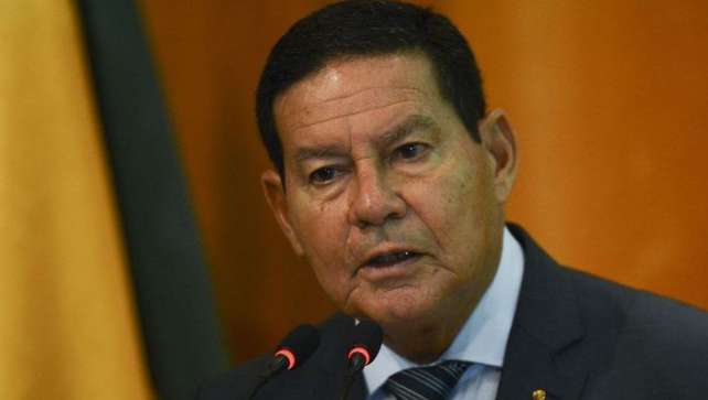 Mourão admite racionamento no país