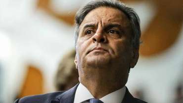 Aécio cobra lealdade a Alckmin