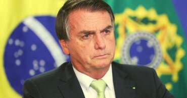 Bolsonaro mantém silêncio sobre conflito no leste da Ucrânia