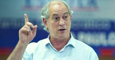 Opinião: "Caem os falsos heróis; Ciro Gomes é a única via"