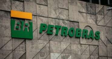 Lucro da Petrobras em 2022 é o maior da história entre empresas brasileiras