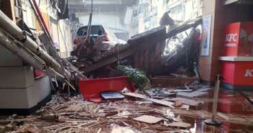 Vídeo: Veja momento em que teto de shopping desaba em São Paulo